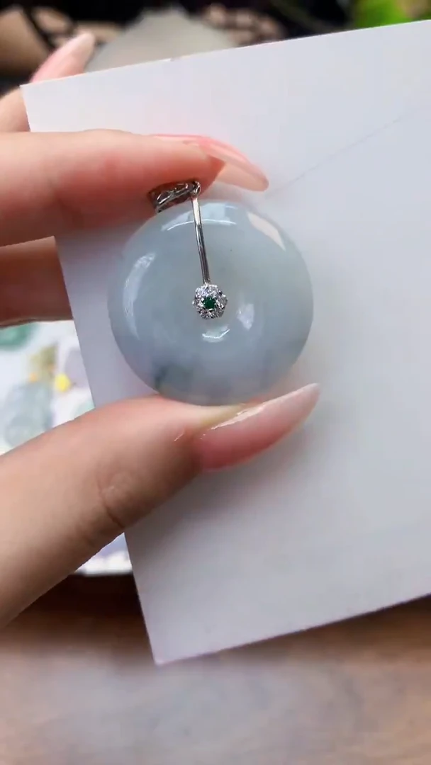 颈饰未镶嵌翡翠天然A货翡翠挂件