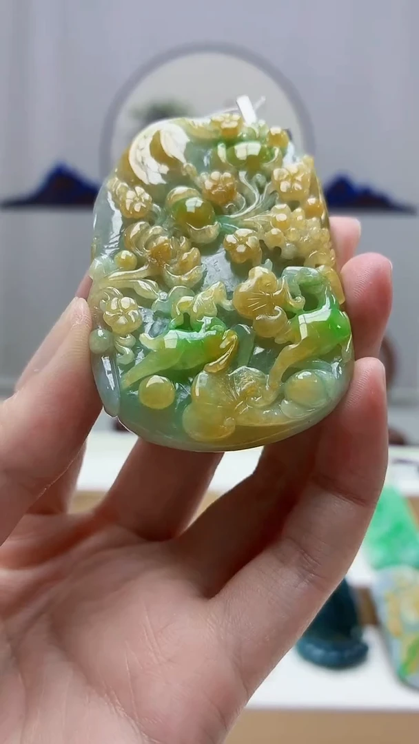 未镶嵌定制翡翠4688zm-毛货挂件32羊牌