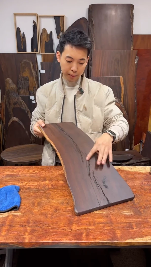 风车木（黑檀木）尺寸58*22*2.编号422