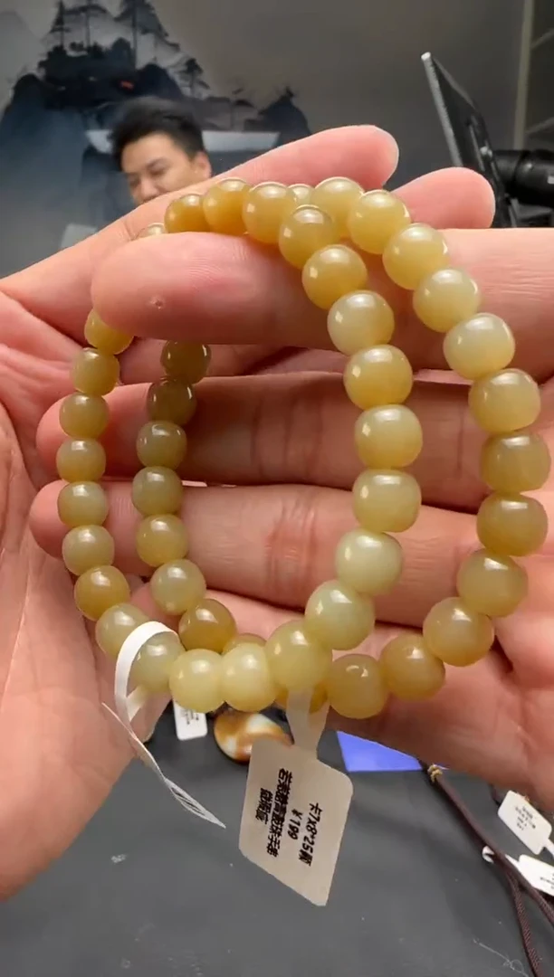 未镶嵌手串和田玉若羌糖手串卡7x8  多样性发其一