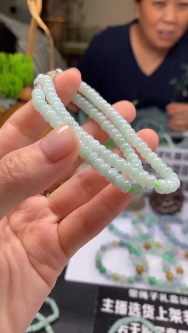 未镶嵌手串翡翠---22849多样性发其一