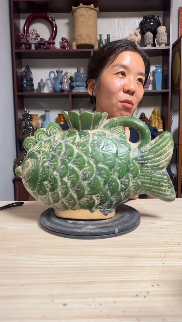 摆件高雅陶瓷器摆件