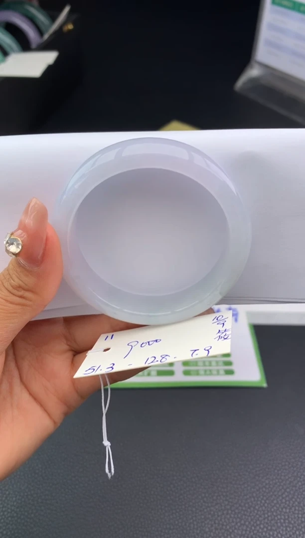 未镶嵌手镯翡翠手镯
