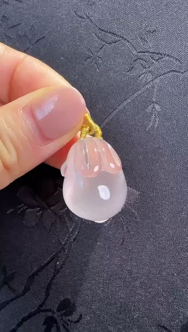 颈饰18K金镶嵌水晶小兔子