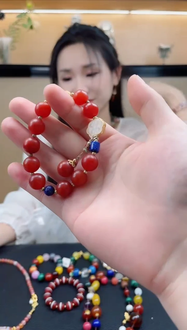 未镶嵌手链玛瑙/玉髓默认微瑕，介意勿拍！