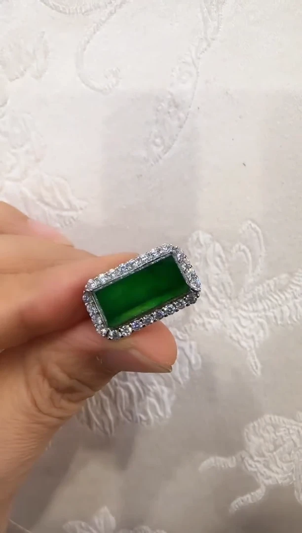 翡翠银S925镶嵌颈饰国风