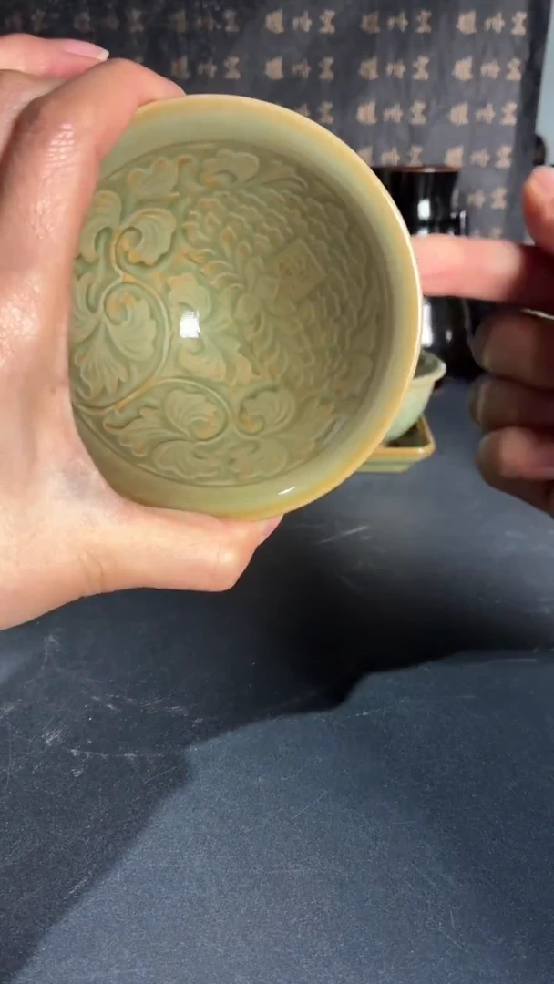 耀州窑仰山大观斗笠微瑕黑半黑半绿