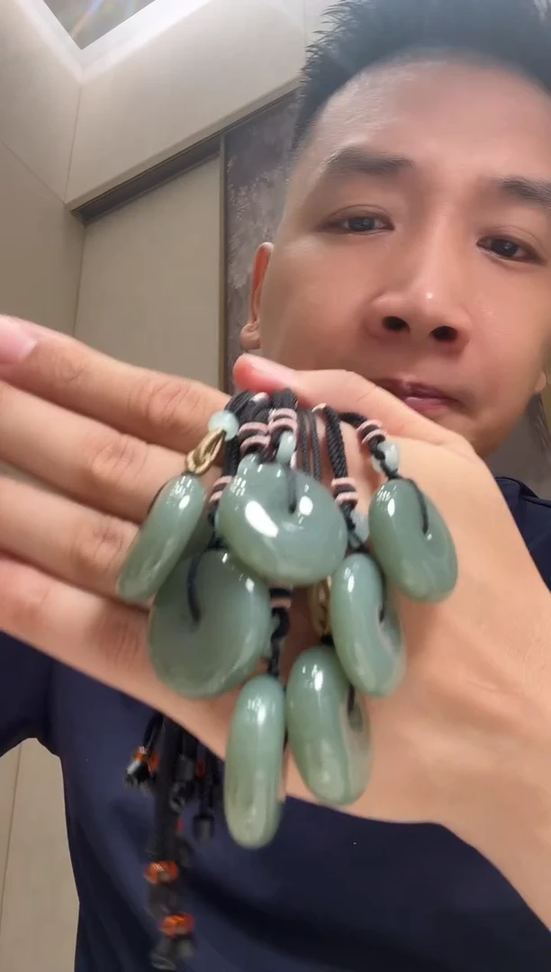 和田玉未镶嵌颈饰01多样发一