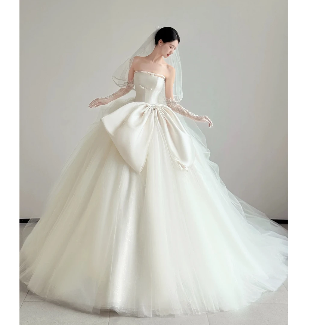 （新款清仓 不退不换）高品质高面料齐地拖尾款气质婚纱新娘婚礼A款