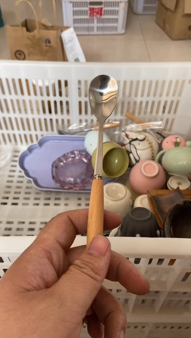 杯无运费险有瑕疵的摄影的产品有使用过的痕迹有点脏介意勿拍