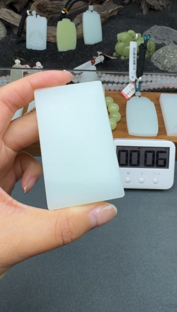 颈饰未镶嵌和田玉3