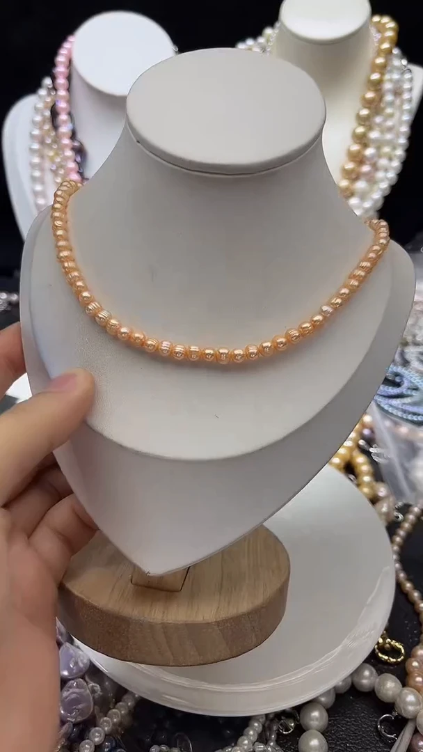 淡水珍珠未镶嵌颈饰多人