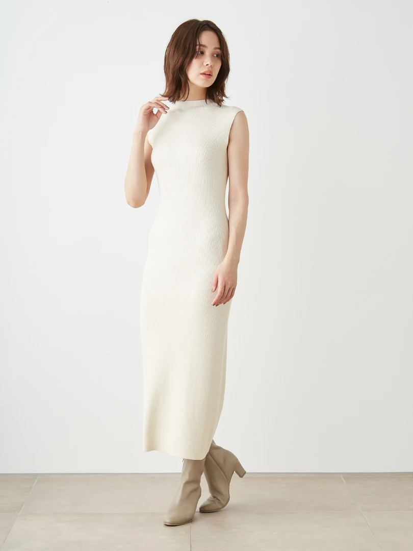 【FaFa】日系品牌 S 经典小白裙 简约无袖 针织长裙连衣裙F1289