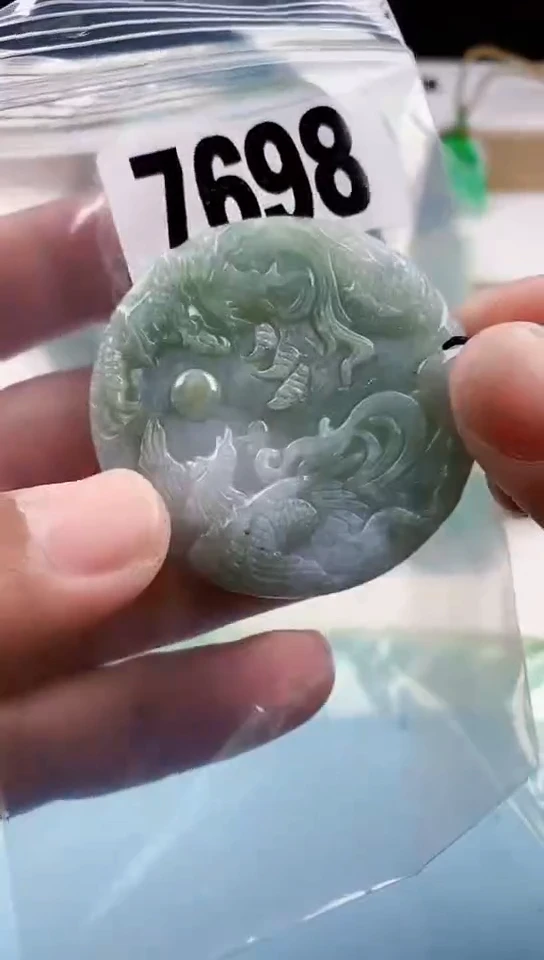 【闪购商品】翡翠挂件未镶嵌天然翡翠吊坠挂件