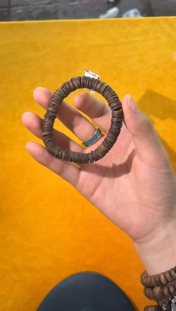 沉香碎屑沉香沉水随型多样性发一jqp9+沉香碎屑