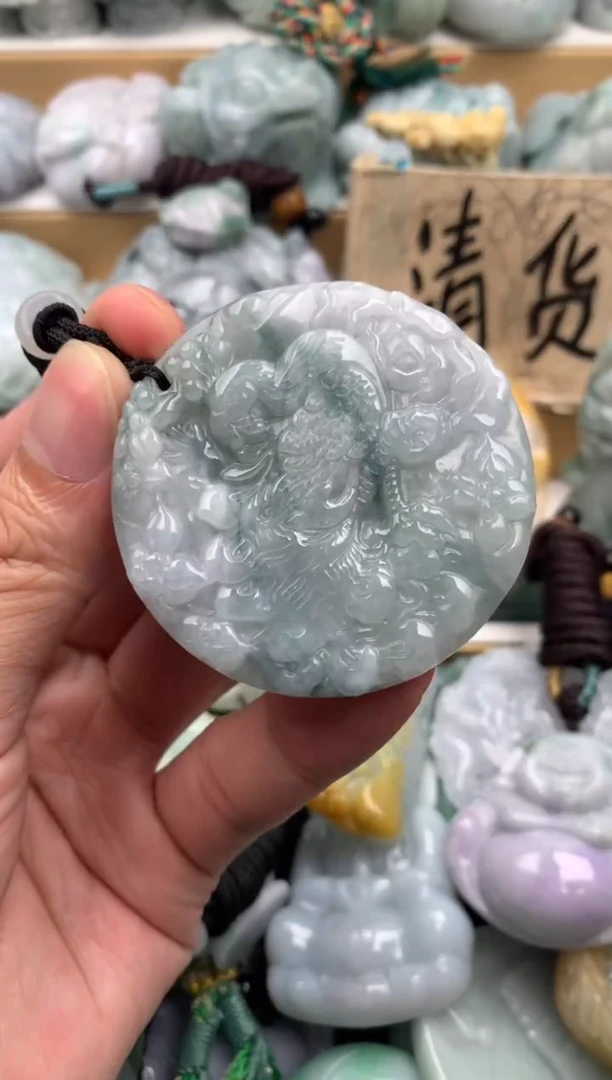 吊坠(不含链)未镶嵌翡翠1