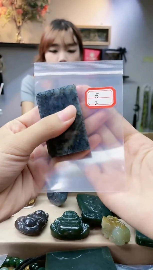 未镶嵌和田玉挂件1