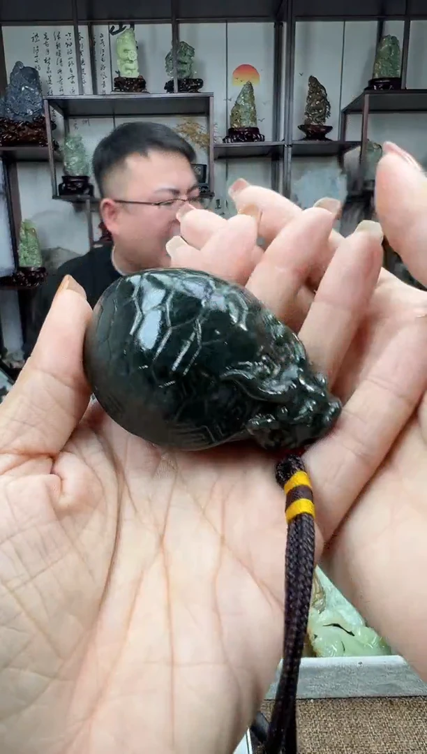 未镶嵌和田玉把件1