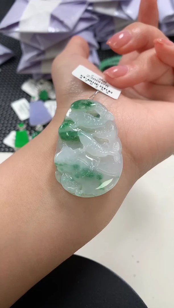 颈饰未镶嵌翡翠44