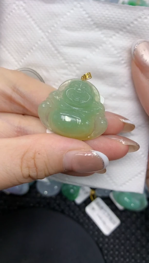 颈饰18K金镶嵌翡翠1111111