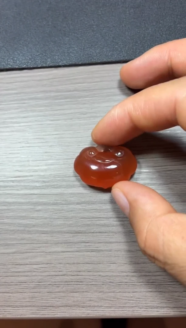 未镶嵌挂件南红玛瑙挂件