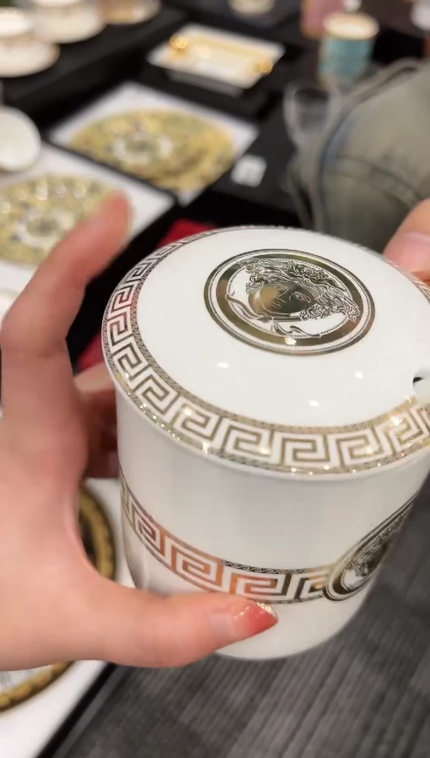 【闪购商品】杯H204--------------