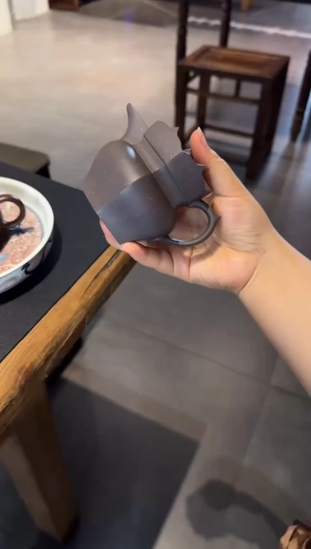 茶壶紫砂B**L天青僧帽 中