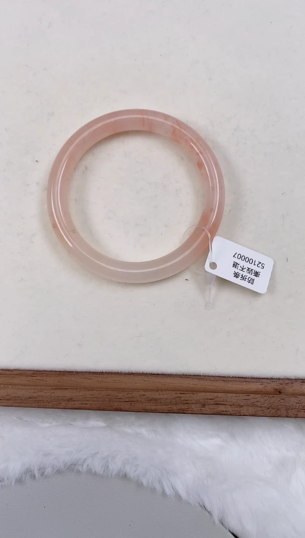 【闪购商品】石英质玉手镯未镶嵌10