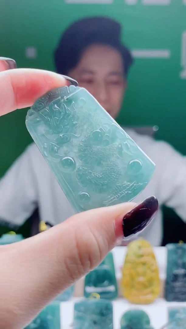 颈饰未镶嵌翡翠多样式发货一件发货