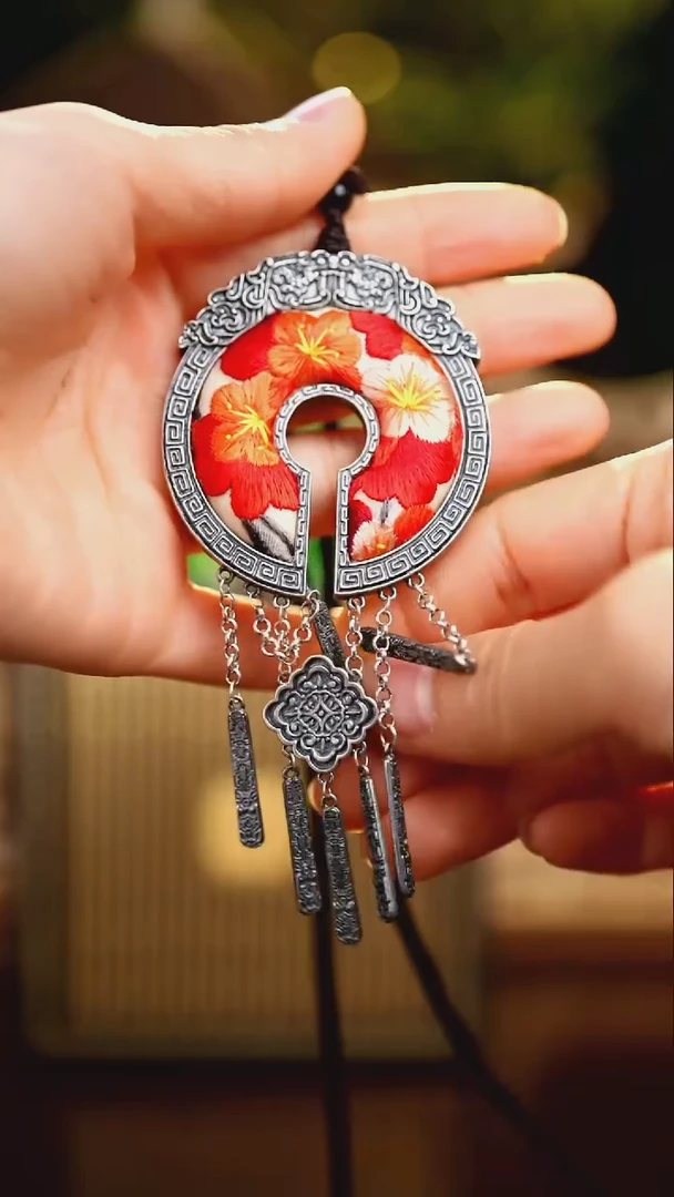 刺绣私人定制苗族手工A667