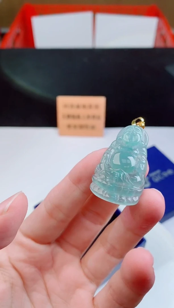 颈饰未镶嵌翡翠1