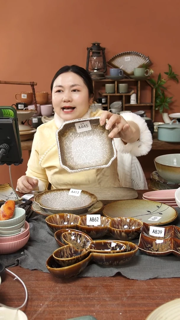 陶瓷A445 一只陶瓷粗陶八角方碗可能微瑕15*5