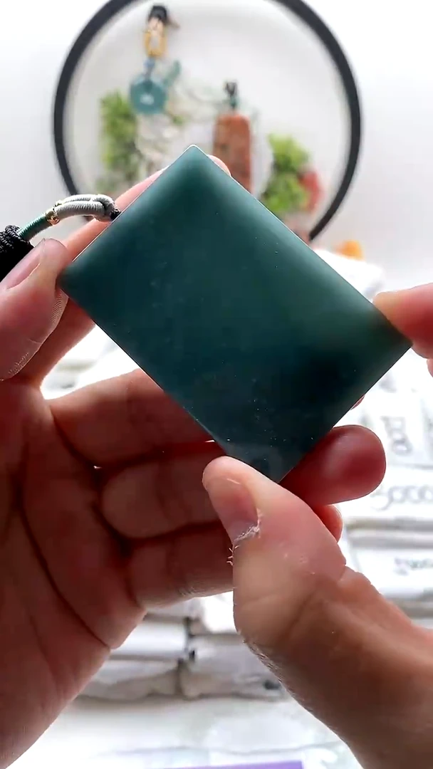 颈饰未镶嵌翡翠无事牌