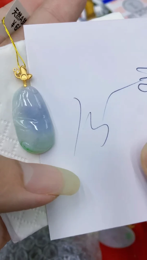 翡翠未镶嵌颈饰1111111111