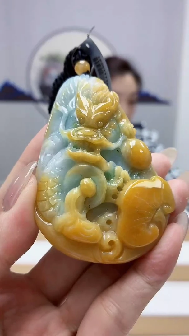 未镶嵌定制翡翠5160MM-毛货挂件43