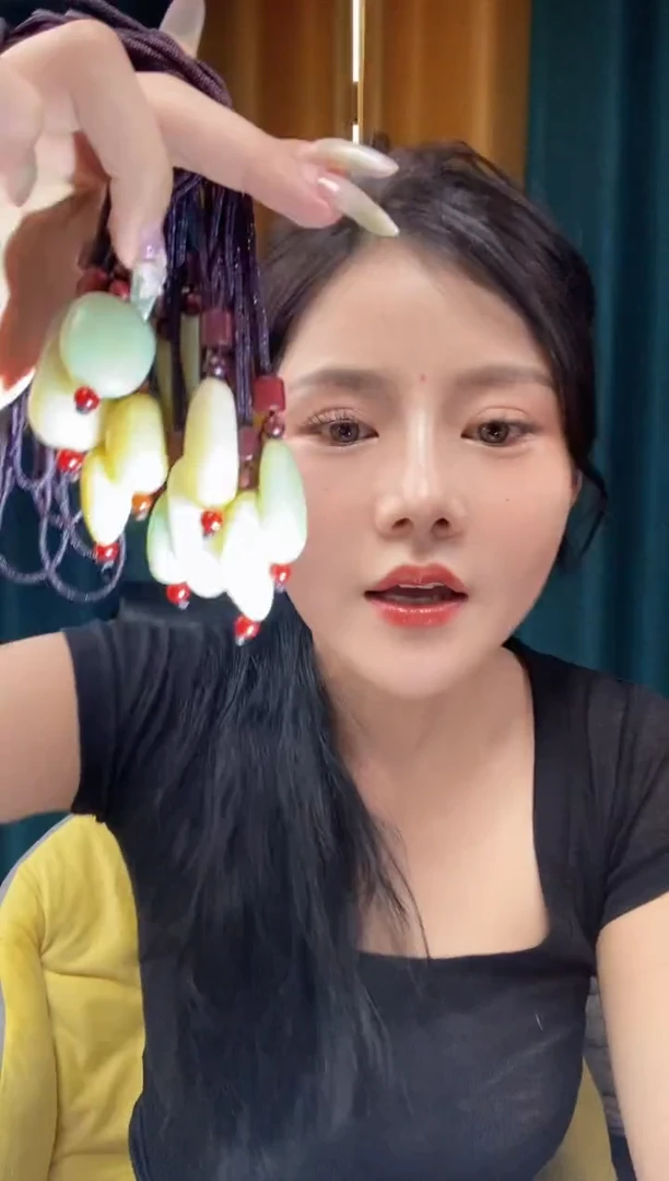 和田玉未镶嵌颈饰C137