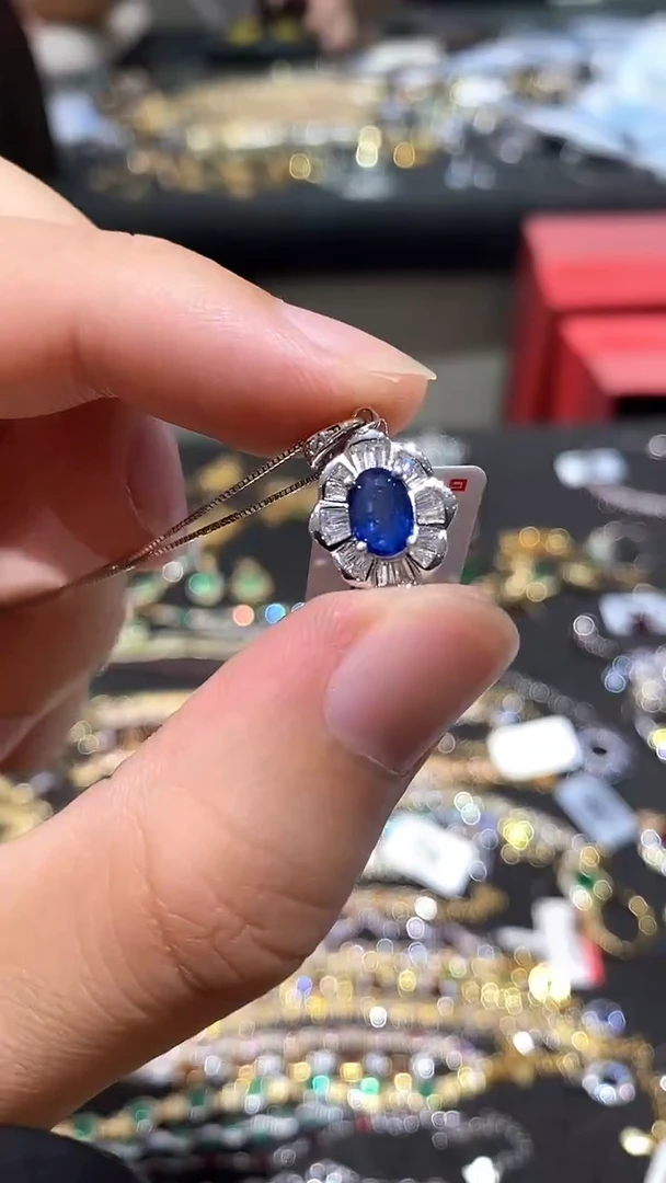 蓝宝石颈饰银S925镶嵌吊坠