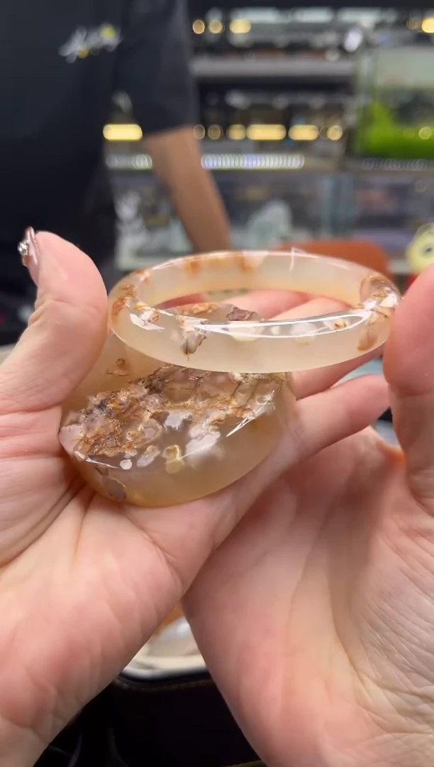 未镶嵌手镯石英质玉60圈口 （赠品镯心）3886115