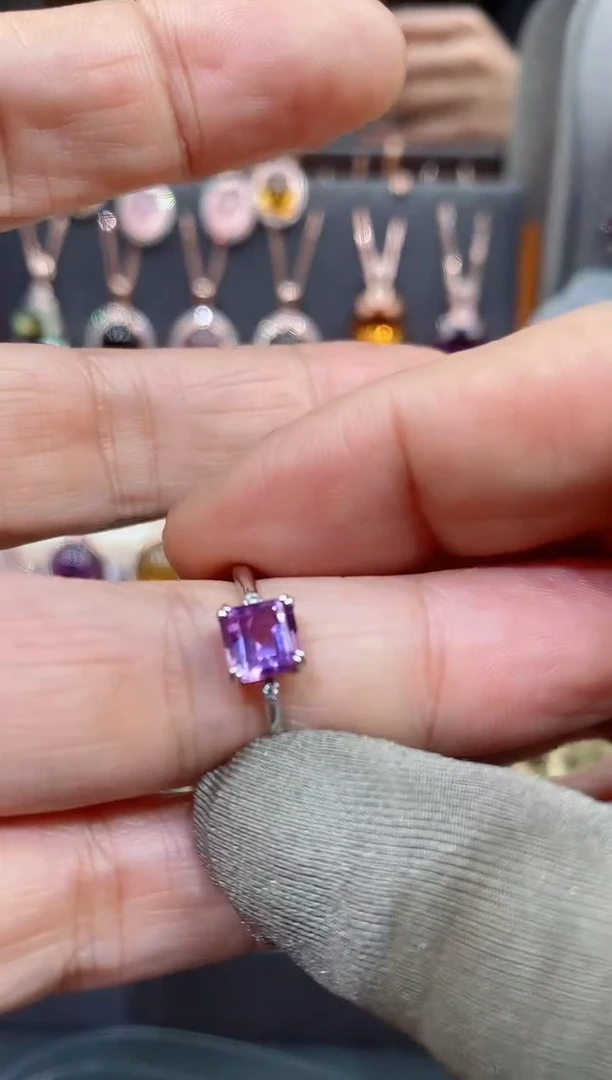 【闪购商品】紫晶戒子银S925镶嵌紫晶戒子