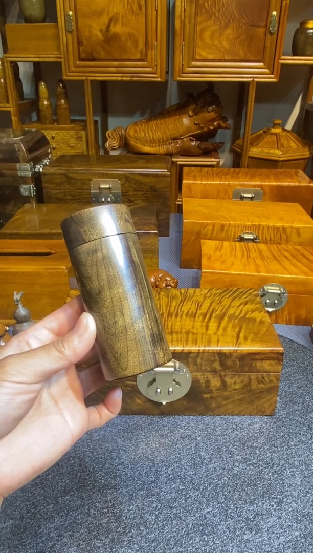 【闪购商品】金丝楠木艺阴沉木 牙签罐