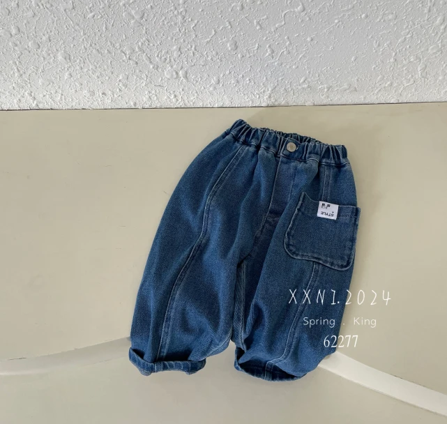 儿童新款春秋款牛仔裤男童裤子宽松直筒休闲长裤潮62277