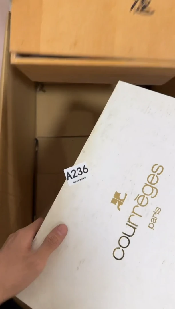 瓷片菲*236 中古商品，谨慎购买