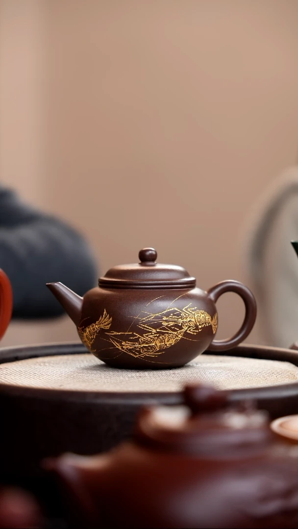 【闪购商品】紫砂茶壶89紫泥水平刻虾+杯010