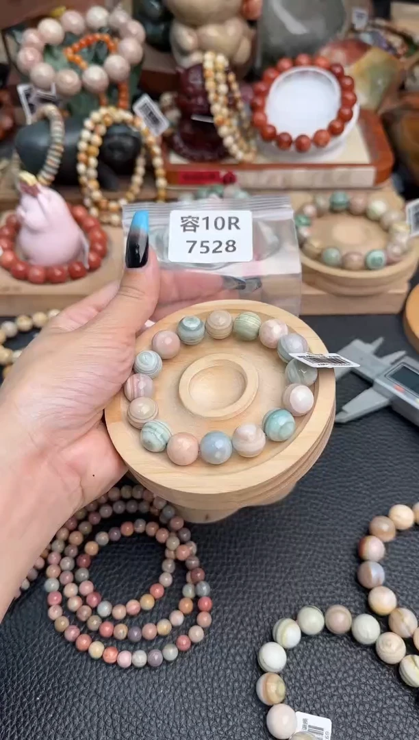 【闪购商品】石英质玉手链未镶嵌10R7528