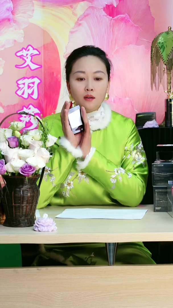 纸咖色盒子（香水）咖色盒子（香水）