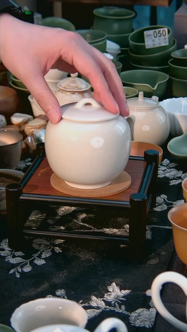 全品 彭州白瓷 茶叶罐