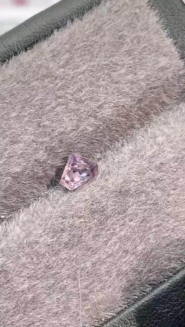 裸石尖晶石0.55-55天然尖晶石