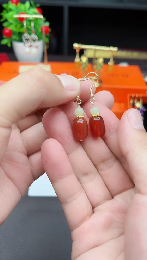 玛瑙/玉髓耳饰银S925镶嵌335000
