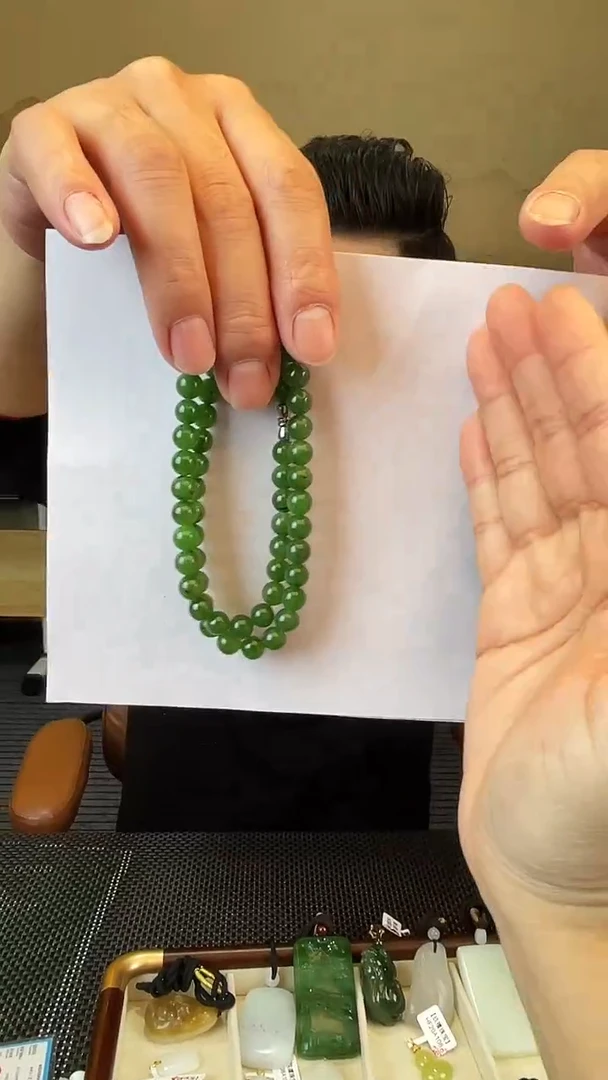 颈饰未镶嵌和田玉卡8妈妈链