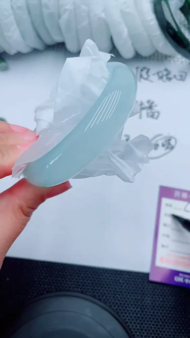 【闪购商品】石英质玉手镯未镶嵌C35-59-60